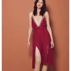 ISO!!! Lille slit dress!